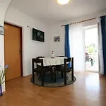 Novosel Apartman Šilo