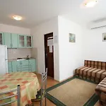 Novosel Апартаменты *