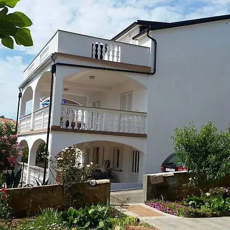 Novosel Apartment Silo (Krk)