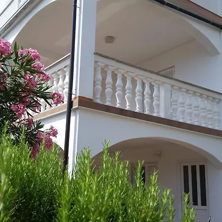 Novosel Apartment