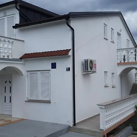 Novosel Apartment