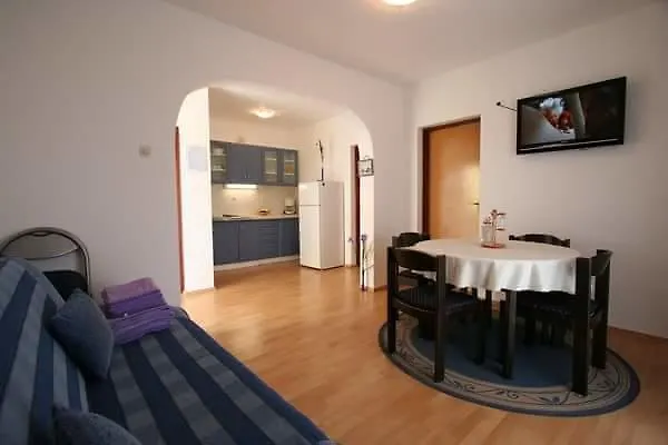 Novosel Apartament *