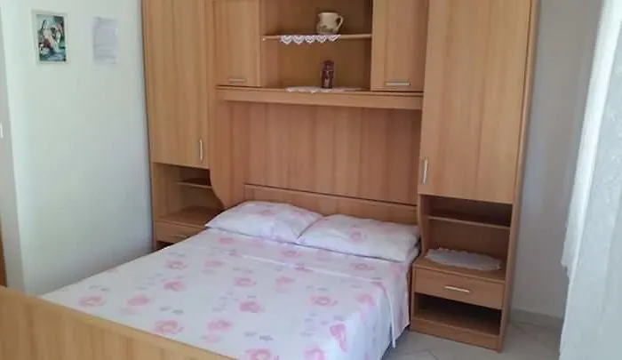 Apartament Novosel *